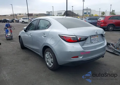 2019 Toyota Yaris L/Le/Xle z USA, uszkodzony, nr VIN 3MYDLBYV2KY525317